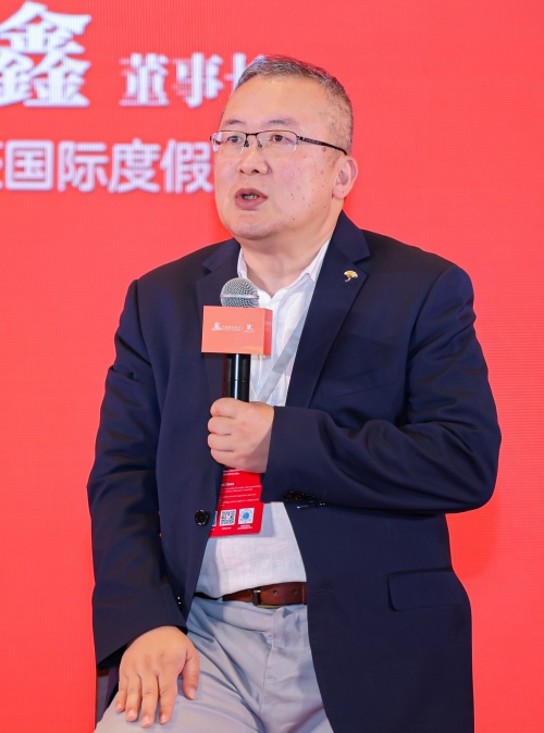 九寨康莱德酒店&九寨绿发希尔顿度假酒店总经理高斌 (1)_副本.jpg