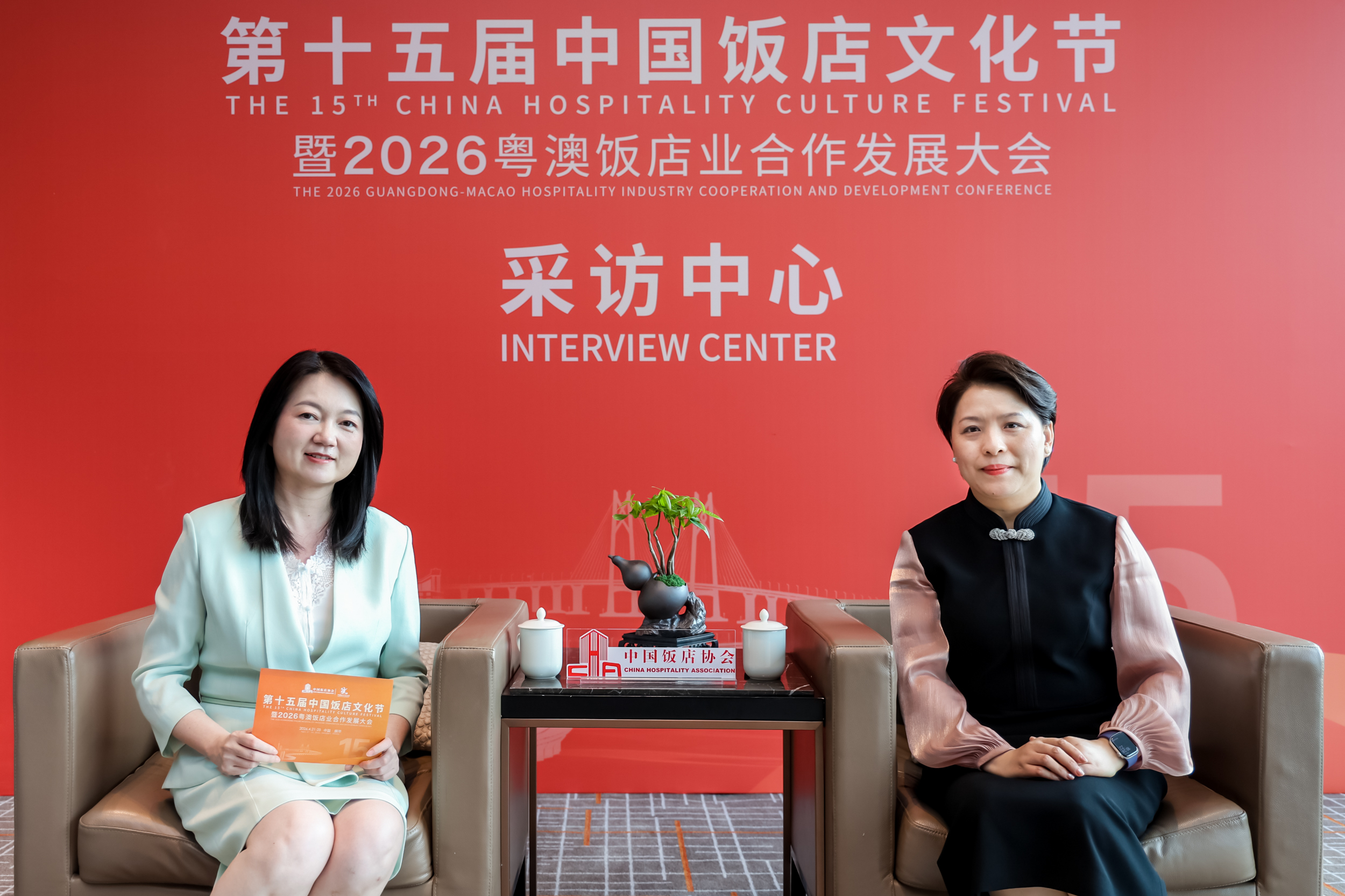 长春国信南山温泉酒店总经理 李琼华.jpg